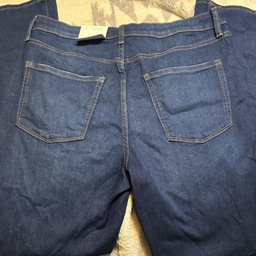 713.  NWT.   LC Lauren Conrad Bootcut Jeans - Classic Blue